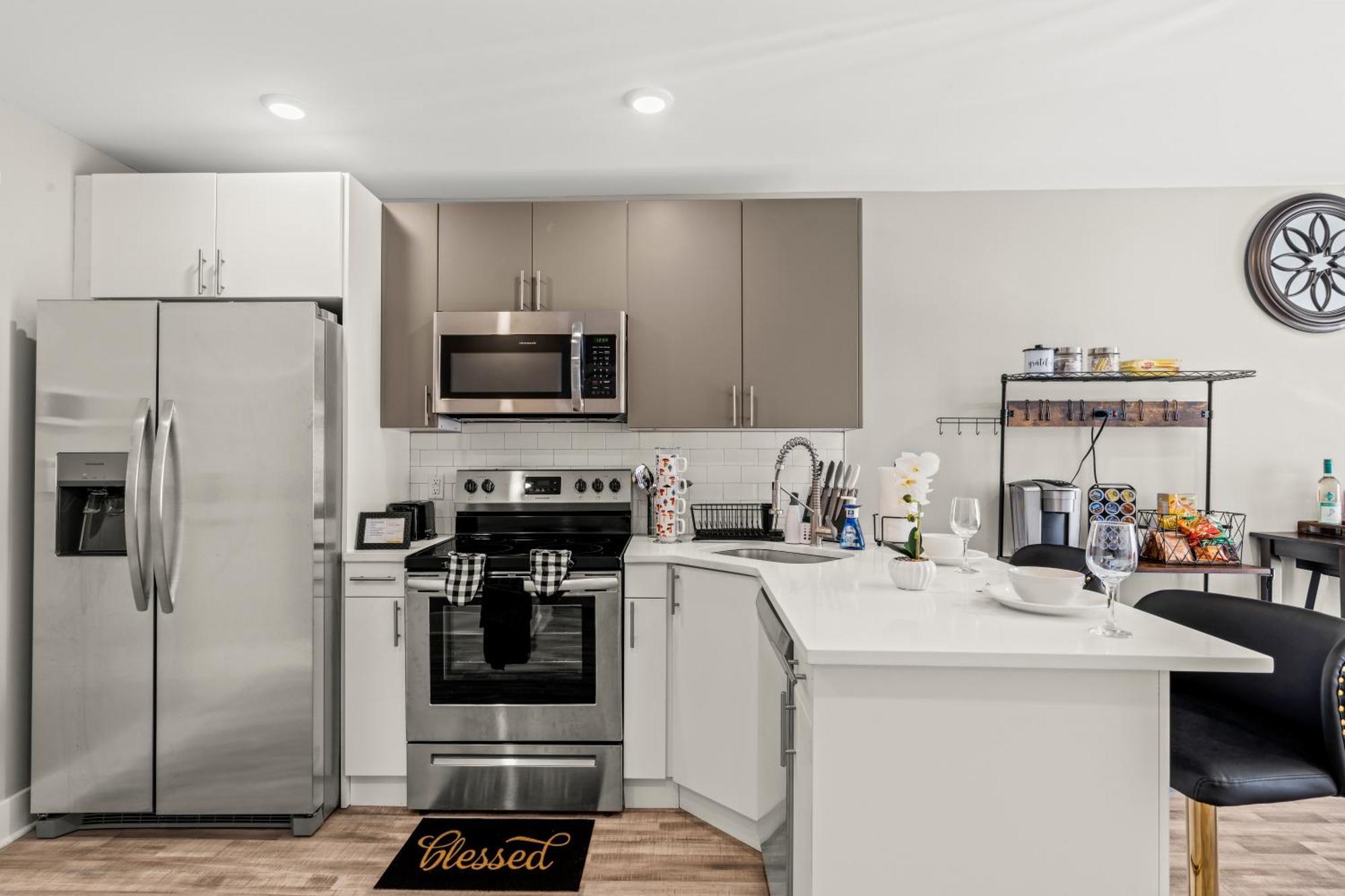 شقة 2Br-2Ba Luxy Dendrobium Oasis, Pet Friendly, Family Friendly, Free Parking & Balcony فيلادلفيا المظهر الخارجي الصورة
