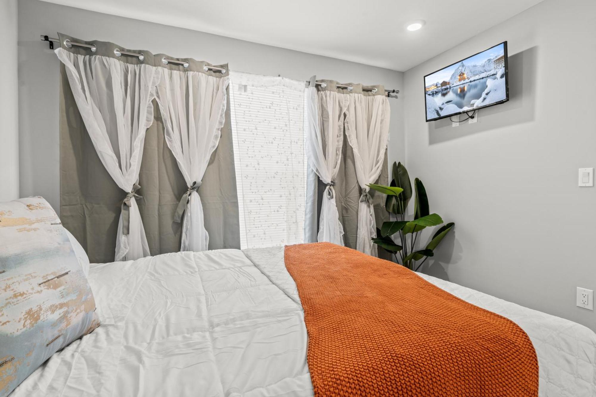 شقة 2Br-2Ba Luxy Dendrobium Oasis, Pet Friendly, Family Friendly, Free Parking & Balcony فيلادلفيا المظهر الخارجي الصورة